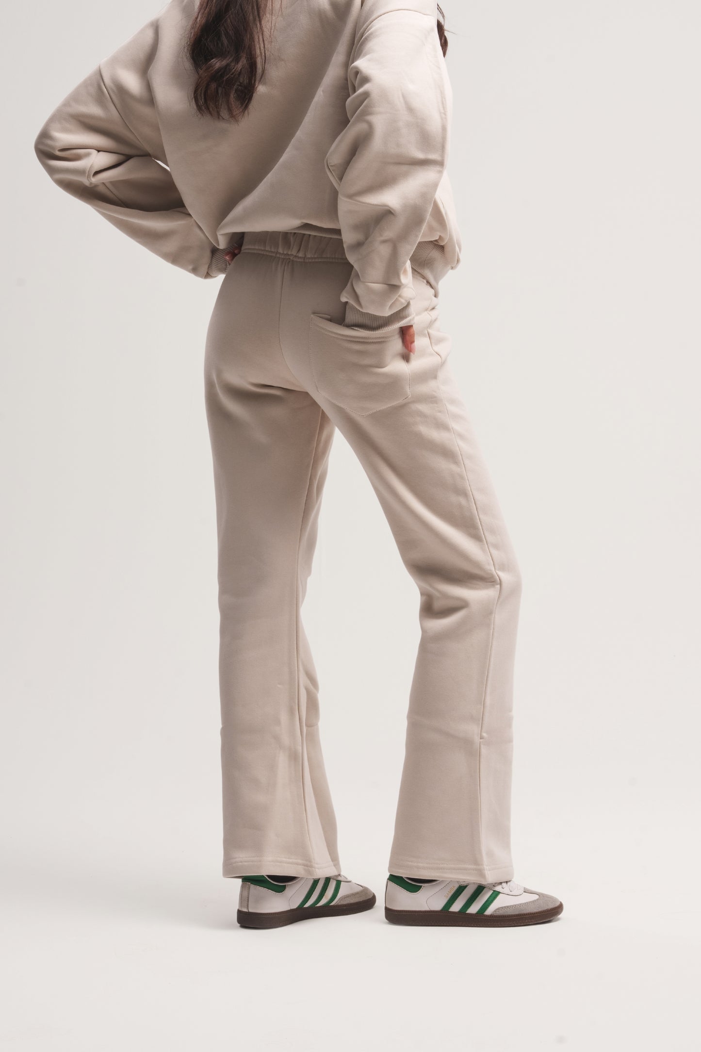 COCONUT LOW-WAIST JOGGERS