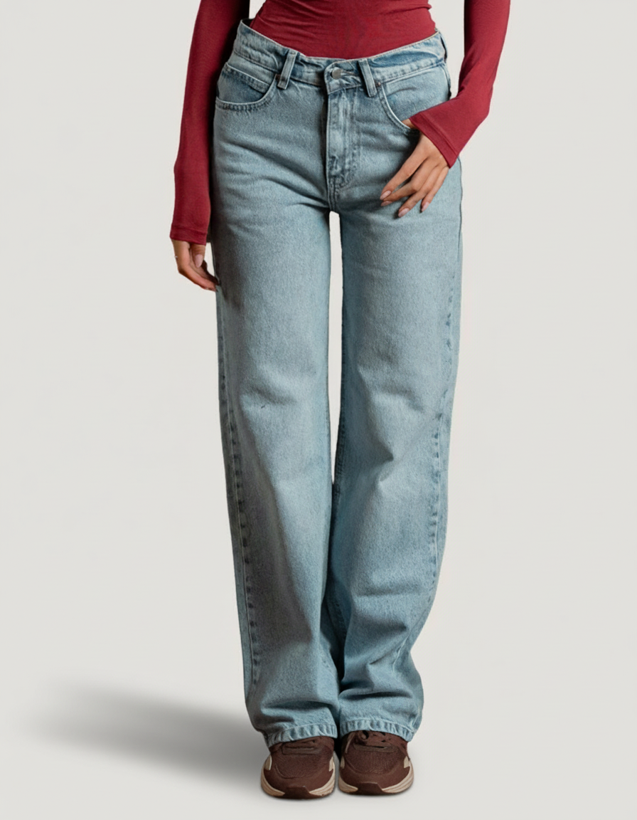 Straight Cut Jeans