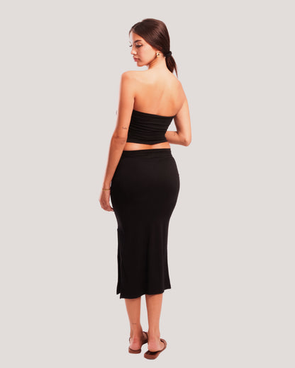 LONG SEAMLESS SKIRT